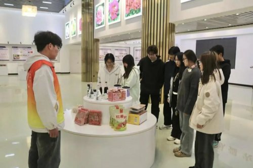 ĵĻУũѧԺĵѧԺչĵĻϵл