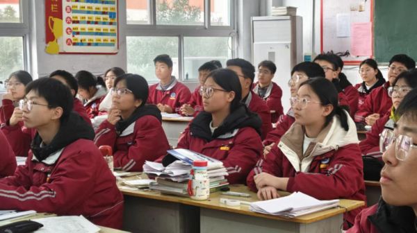 海韵传情,逐梦太行 | 大连海事大学学子赴辉县市开展母校宣讲